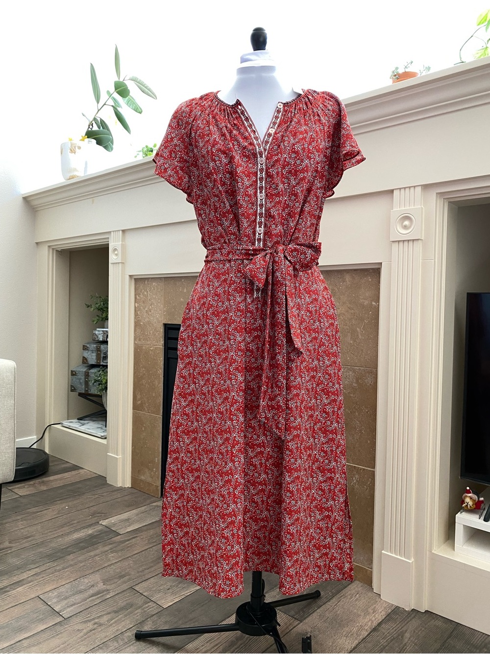 NWT Max Studio Red Floral Tie-Waist Midi Dress